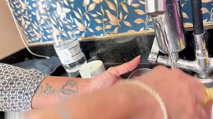 MILF Latina Anal Pleasure